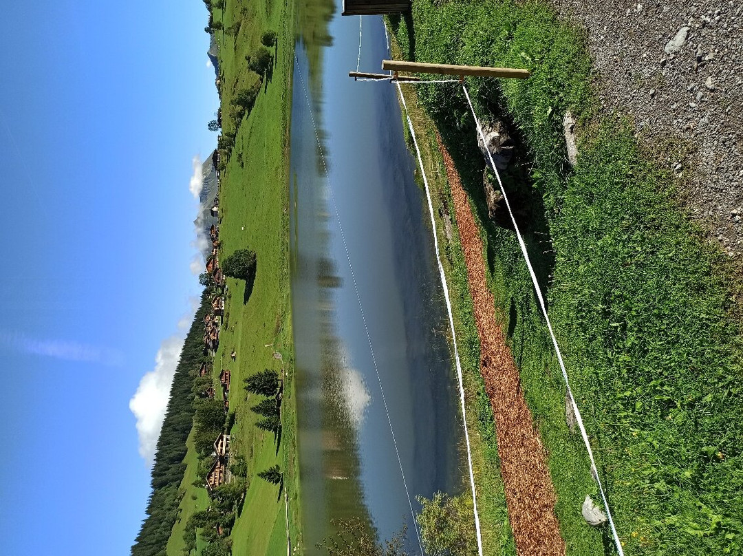 Lac Des Confins景点图片