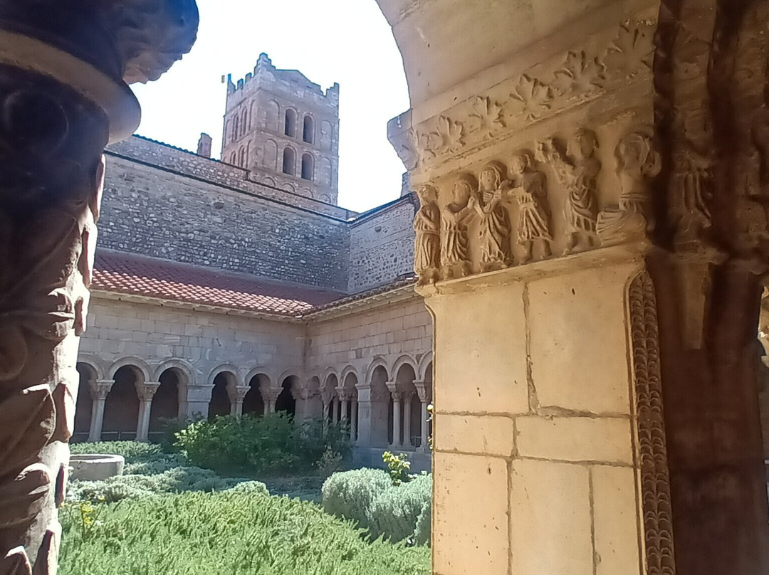Elne Cathedral and Cloister景点图片