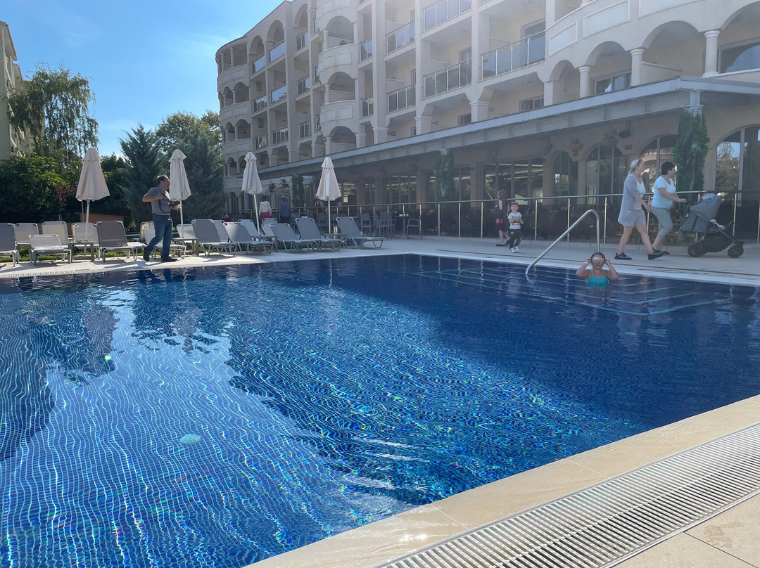 Belvedere Alexandria Club Hotel主图