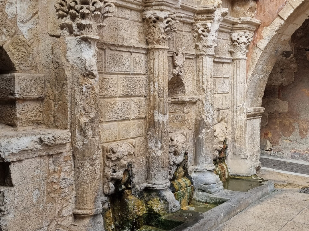Rimondi Fountain-雷斯蒙必去景点