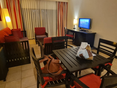 卡塔中央度假村主图