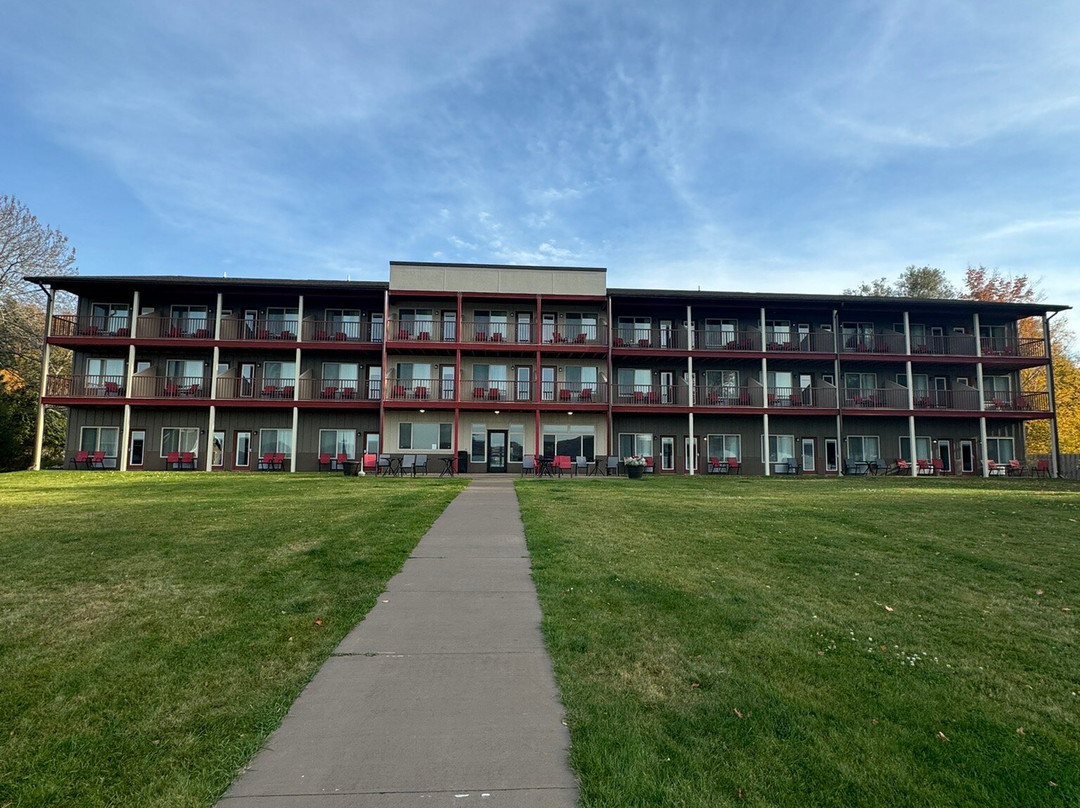 Comfort Inn & Suites主图