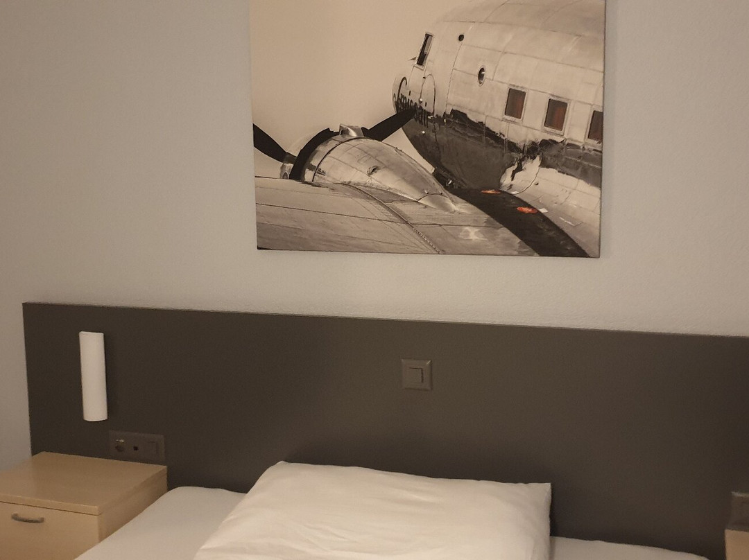 Airporthotel Grenchen主图