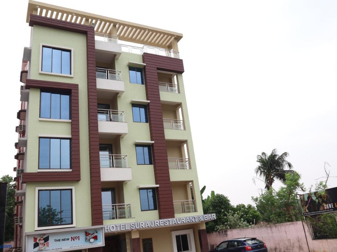 Staymaker Hotel Suraj