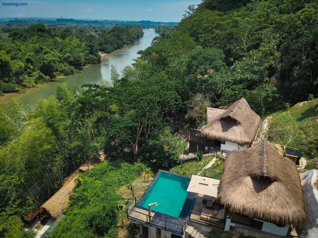 El Refugio Monte Oscuro