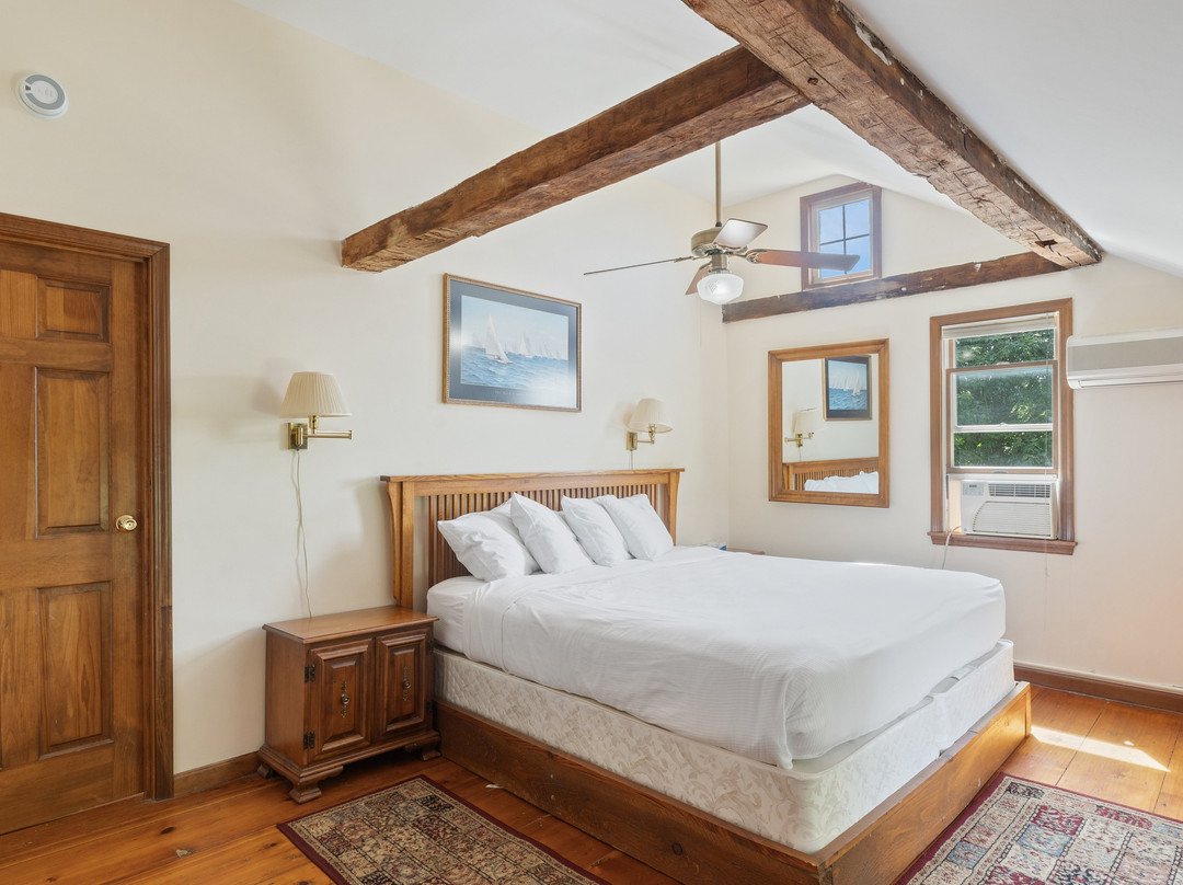 The Lodge at Grist Iron主图