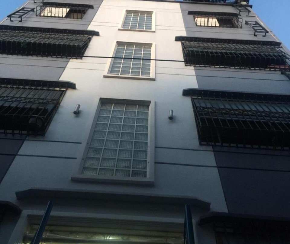 Las Pinas Budget Room