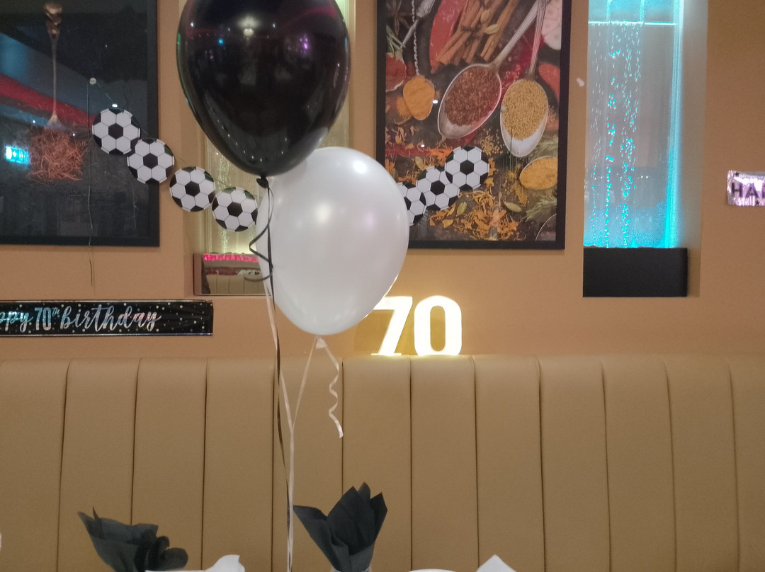 Safron Spice -Safron Lounge