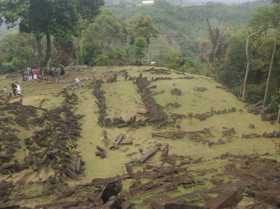 Gunung Padang Megalithic Site-Cianjur必去景点