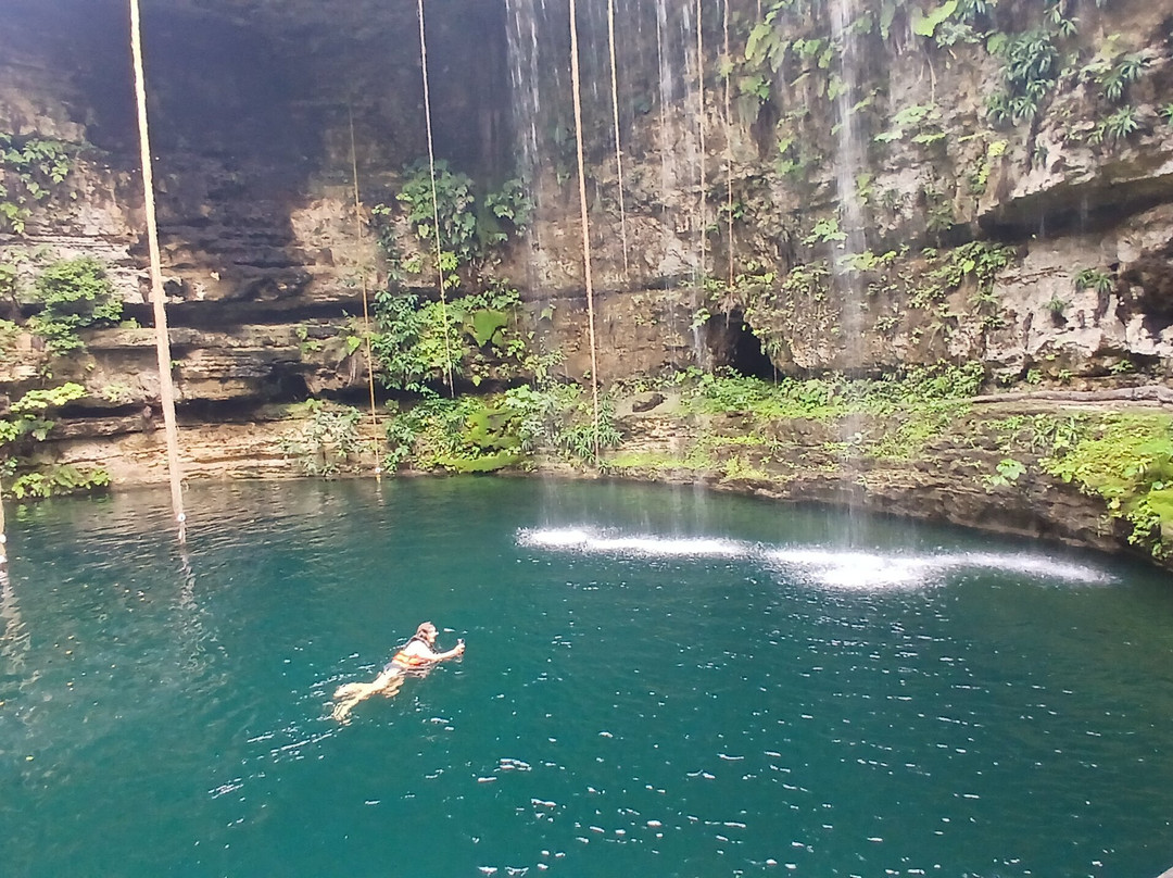 Cenote Saamal景点图片