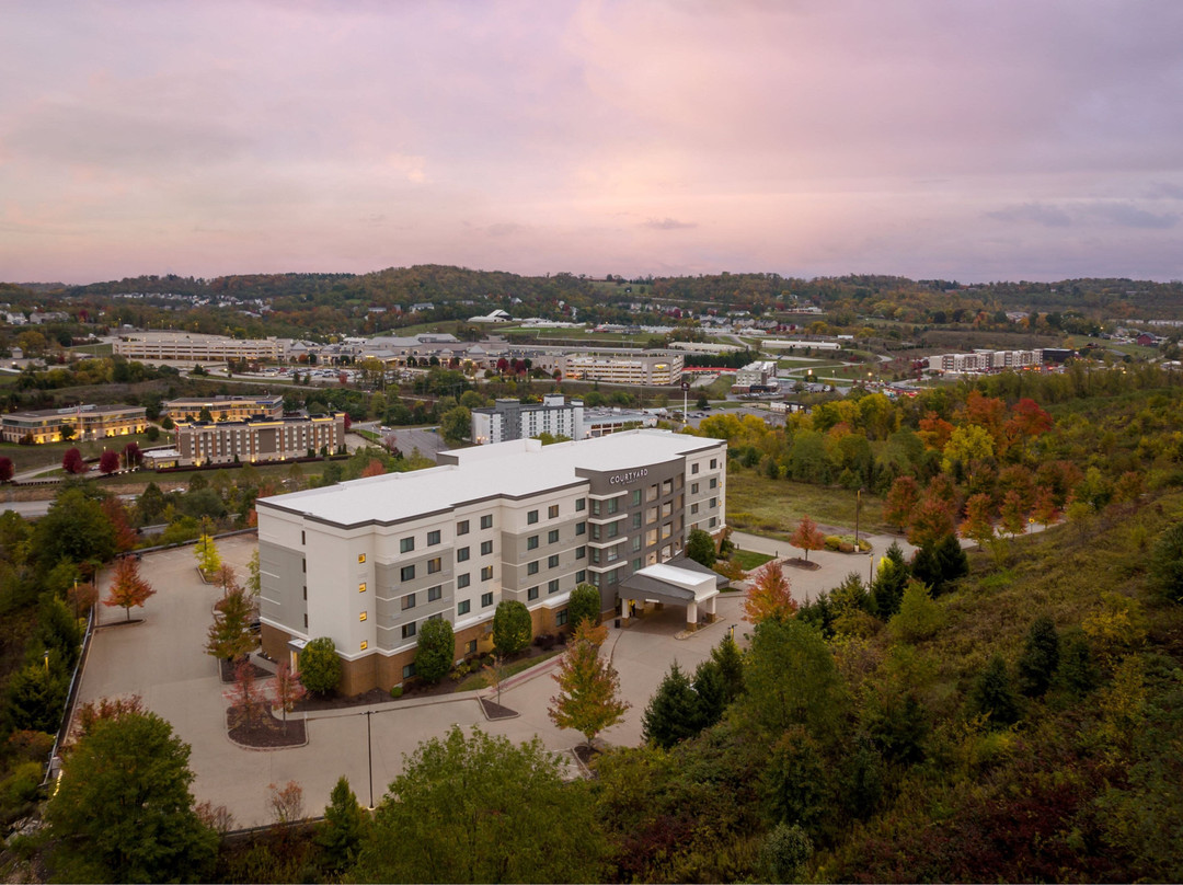 Courtyard By Marriott Pittsburgh Washington/meadow Lands主图