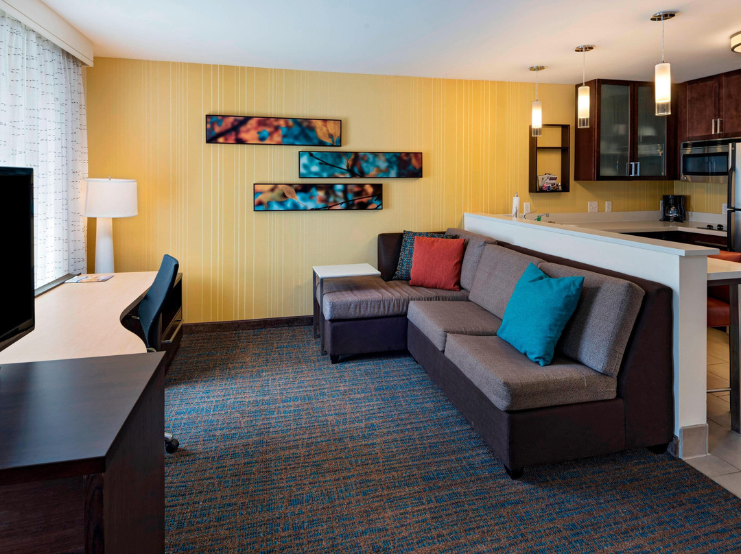 Residence Inn Omaha West主图