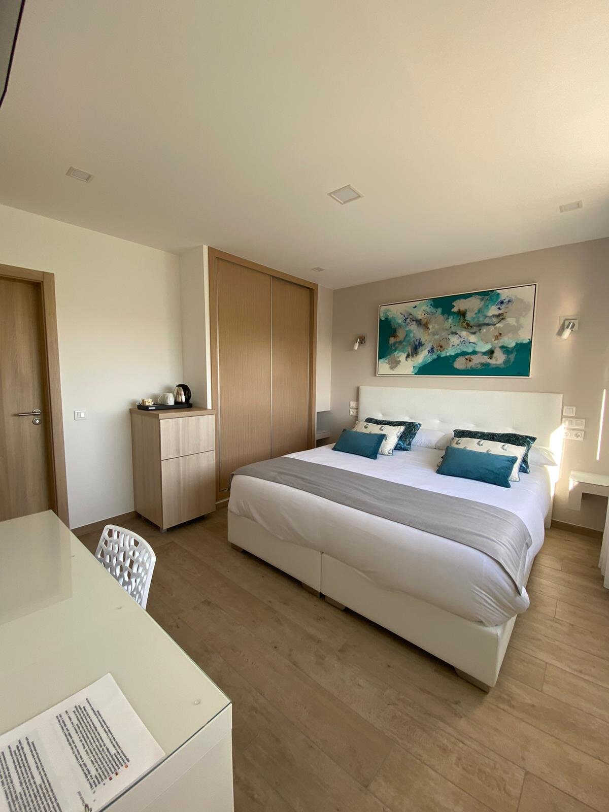 Villa L'estaque-客卧