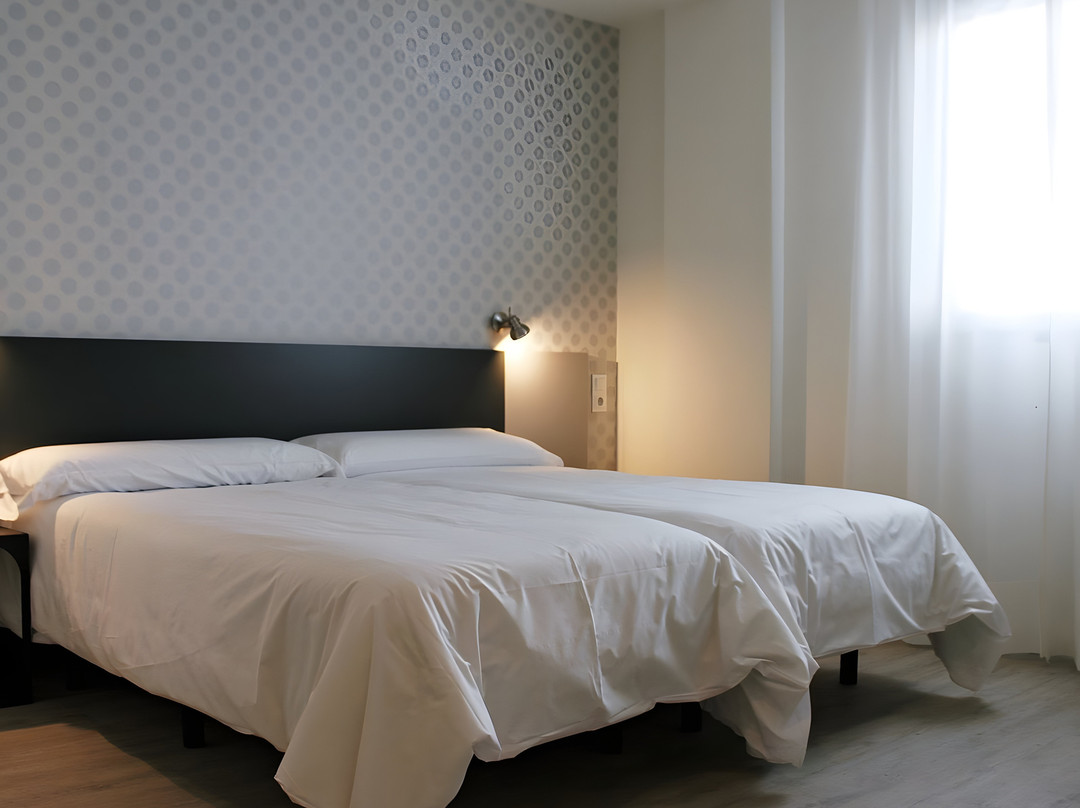 Hotel Checkin Urban Nevada主图