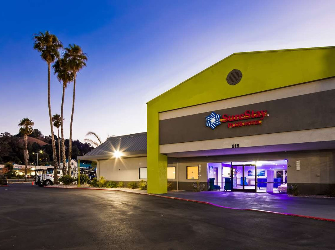 SureStay Plus By Best Western Point Richmond