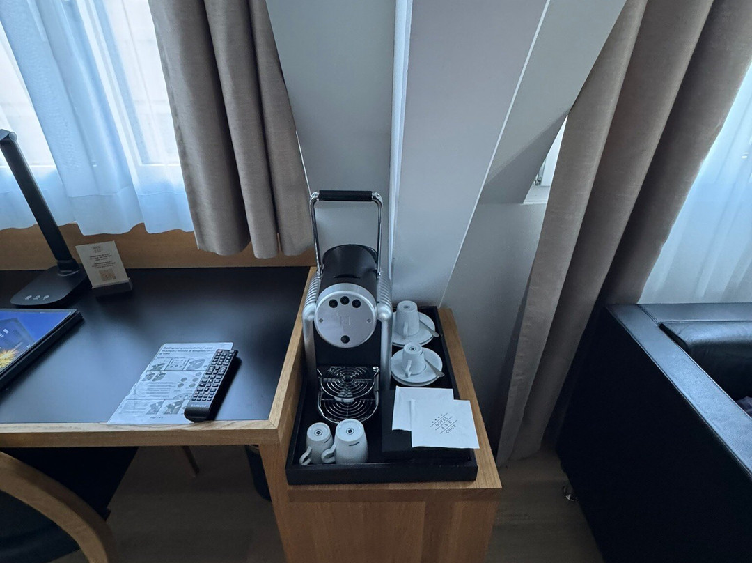ABC瑞士优质酒店主图