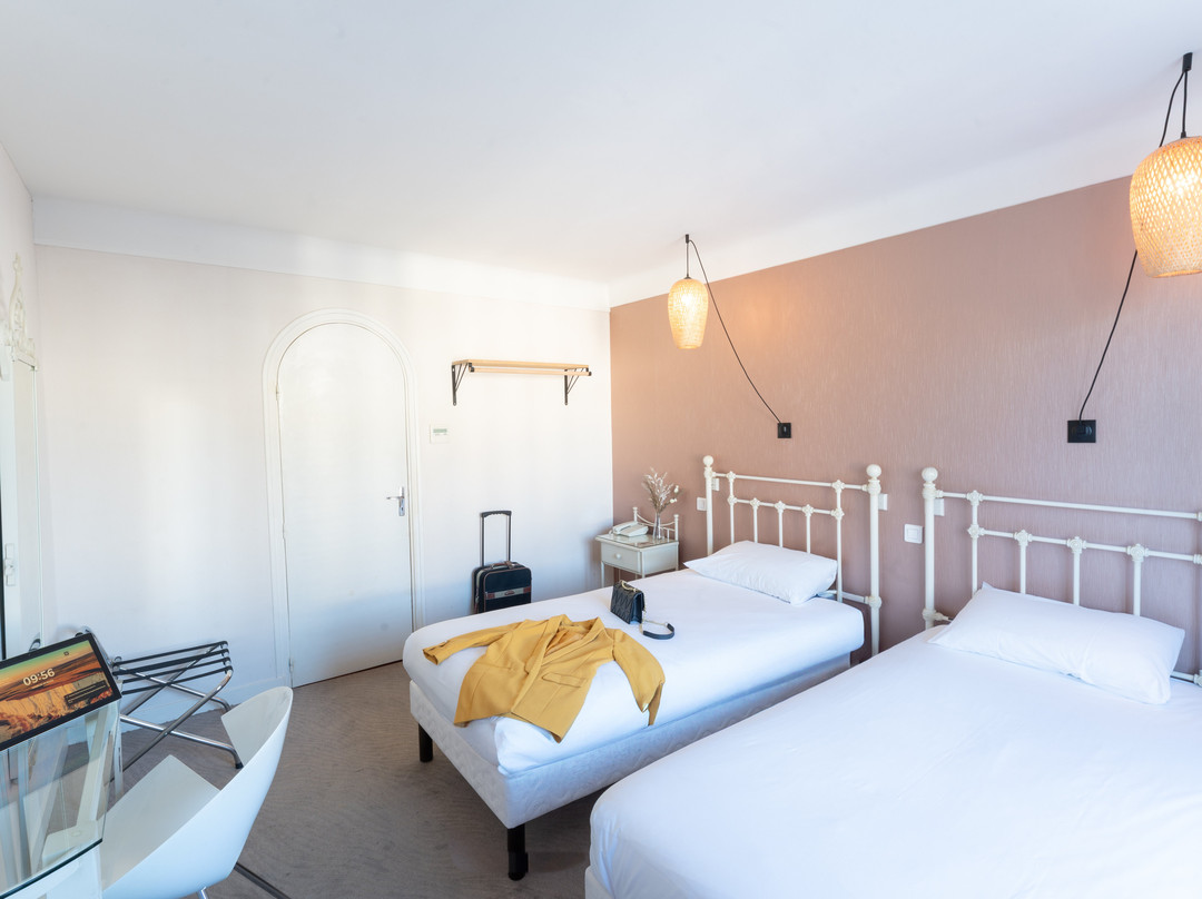 Grand Hotel Niort Centre主图