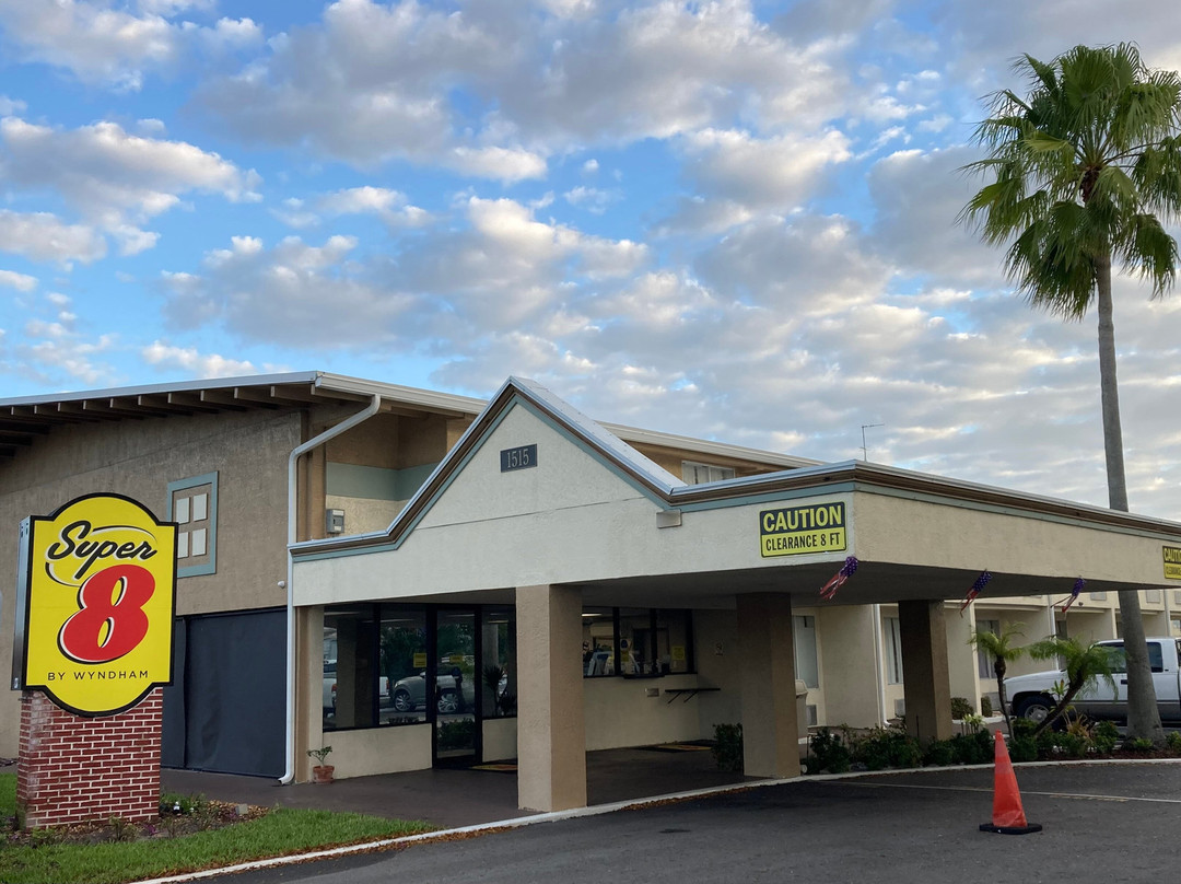 Super 8 By Wyndham Melbourne主图