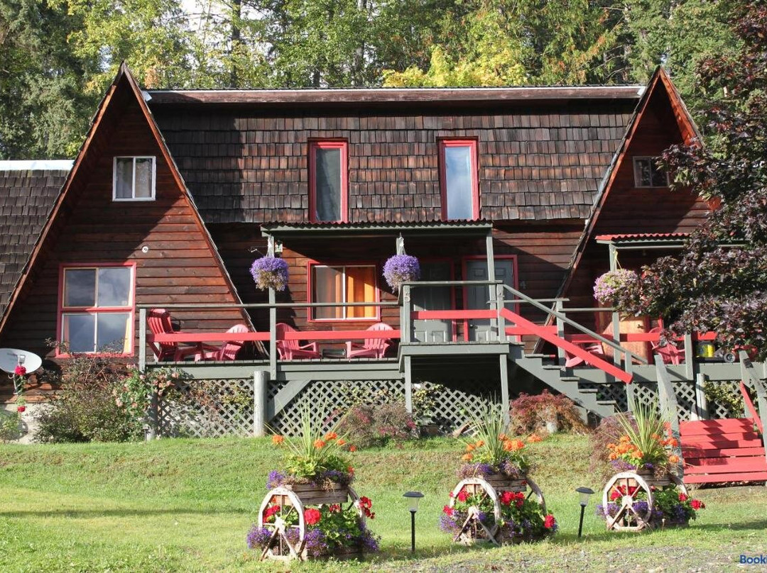 Sunny Bluffs Chalets