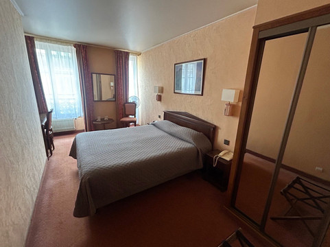 巴黎共和共和国广场麦斯雷酒店（地铁3/5/7/8/号线）主图