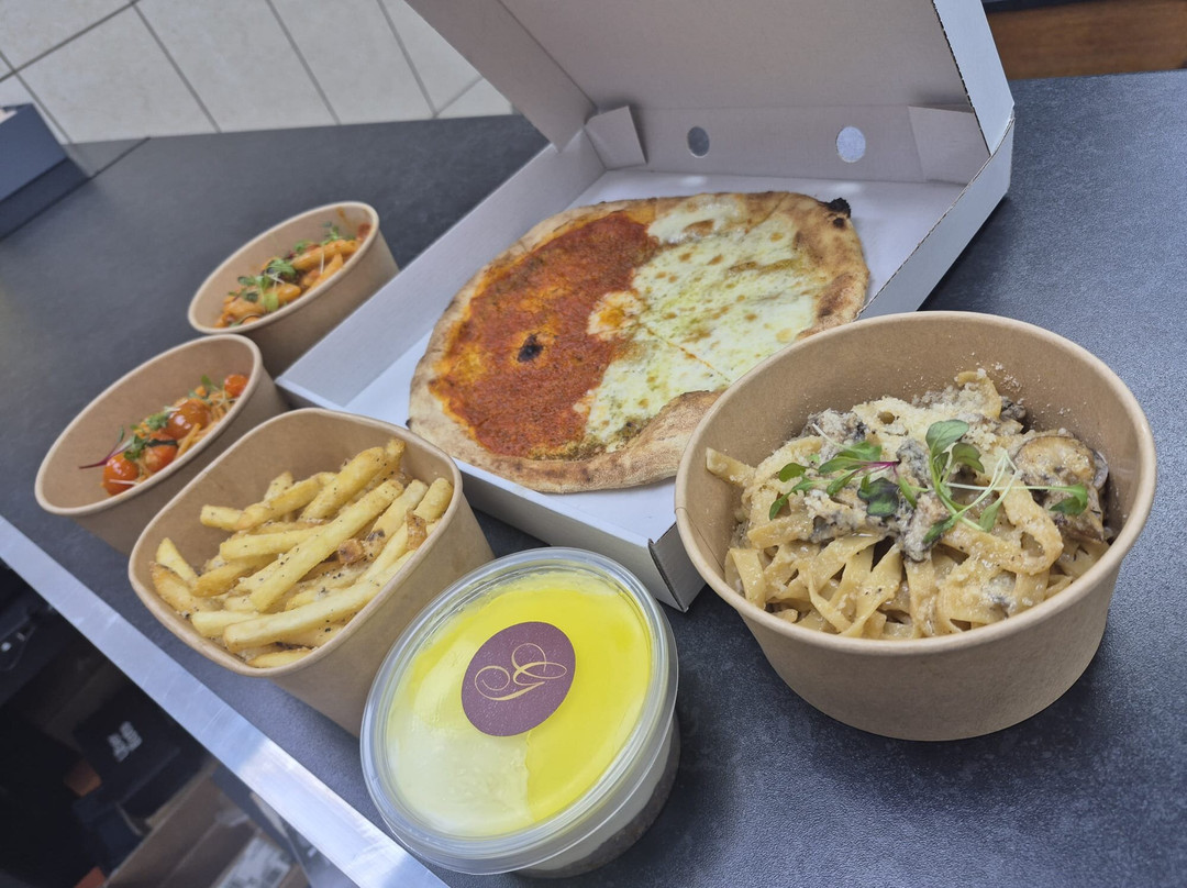 Giovannis Pizzeria