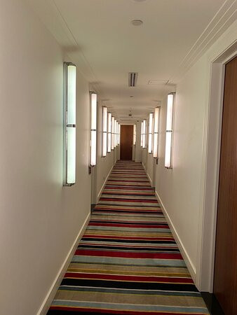 德布雷特酒店主图