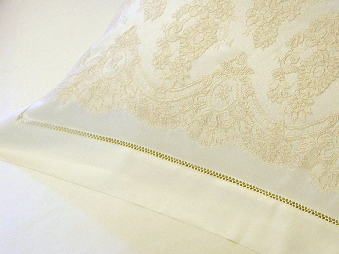 Emilia Burano Italian linens-Burano必去景点