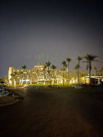 棕榈树水疗酒店主图