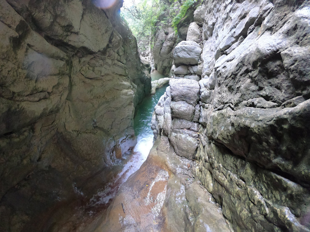 Centro Canyoning Crazy Water by Natura Avventura景点图片