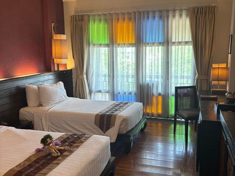 德兰纳酒店主图