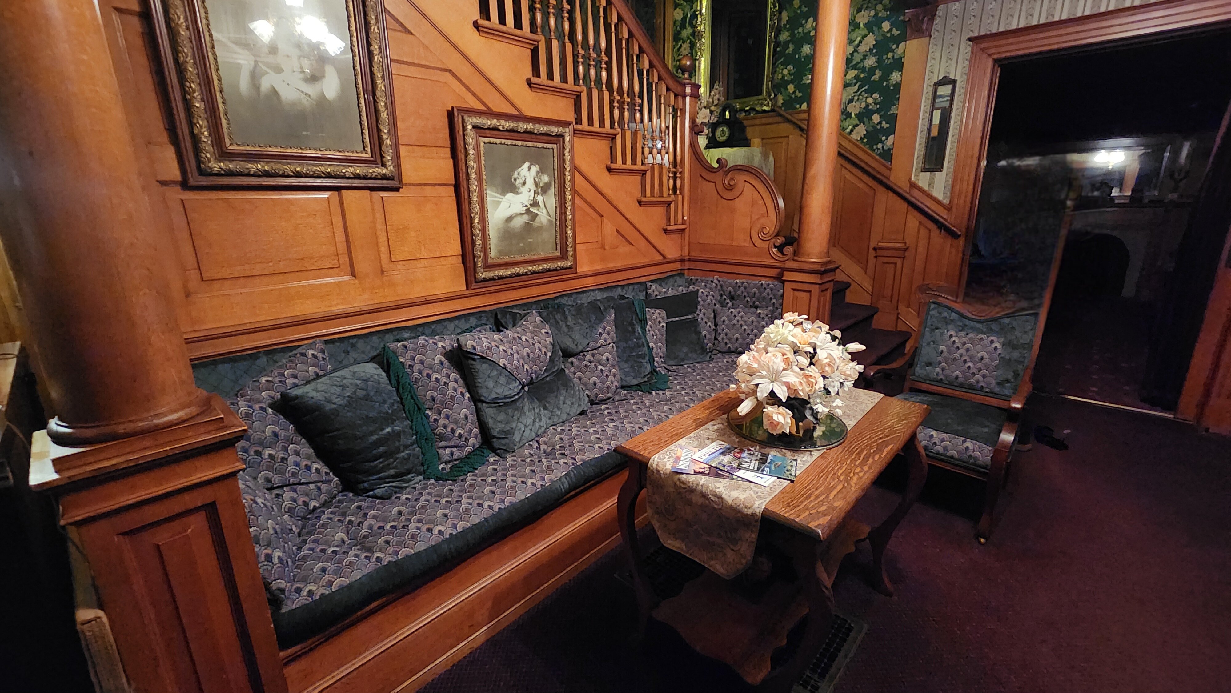 Oakenwald Terrace-官方