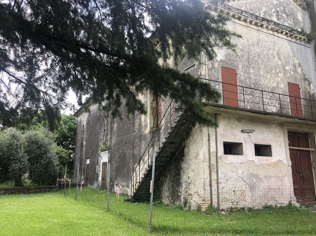 La Storica Chiesa-Bibano必去景点