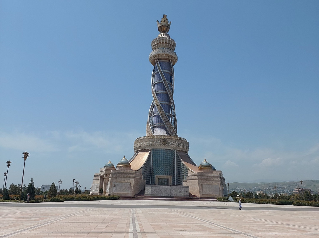 Independence And Freedom Monument-杜尚别必去景点