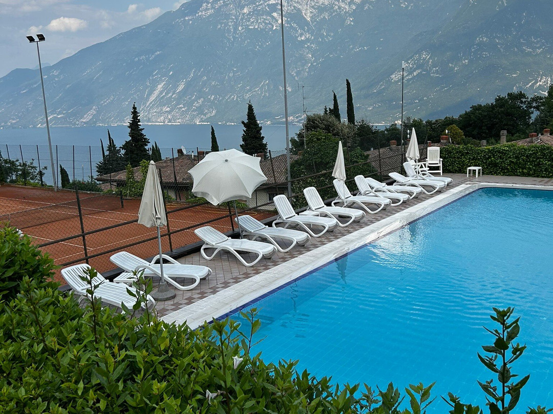 Hotel Village Bazzanega主图