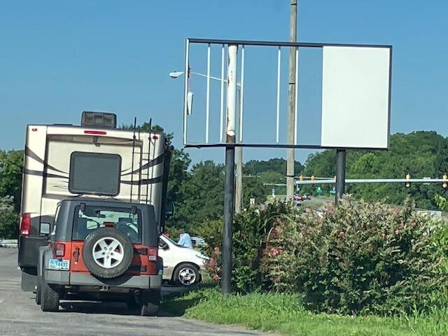 Days Inn by Wyndham Waynesboro-浴室