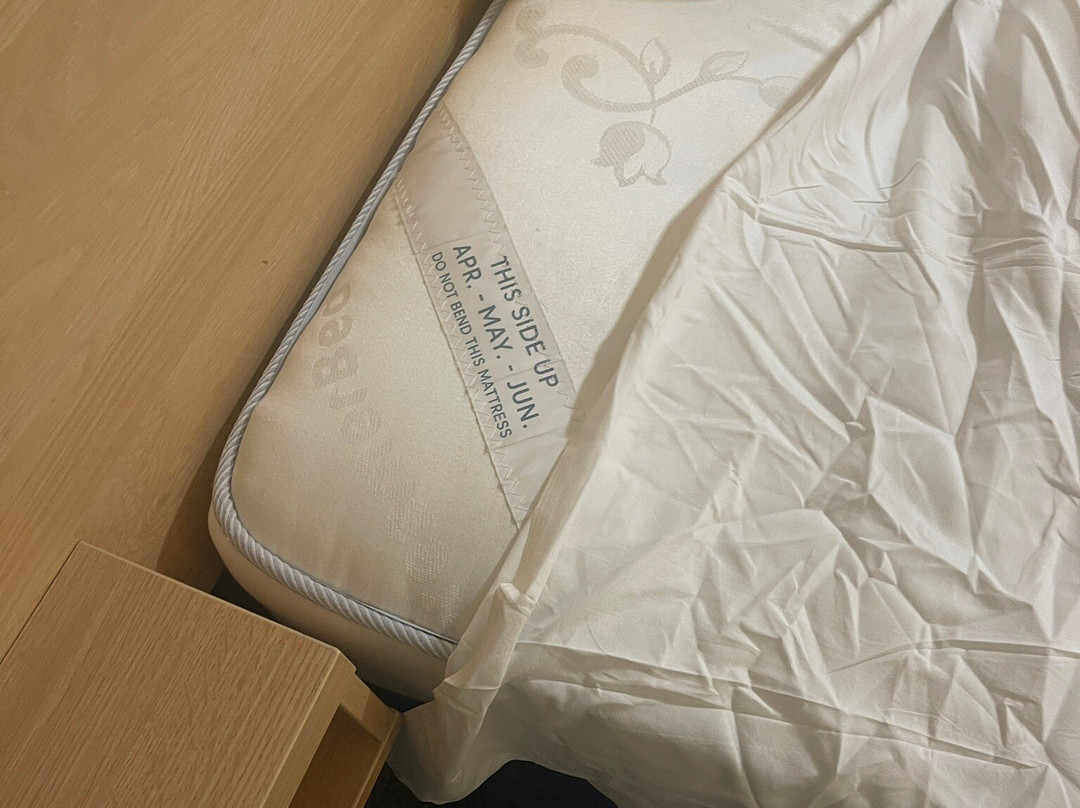 Travelodge Chippenham Leigh Delamere M4 Eastbound主图