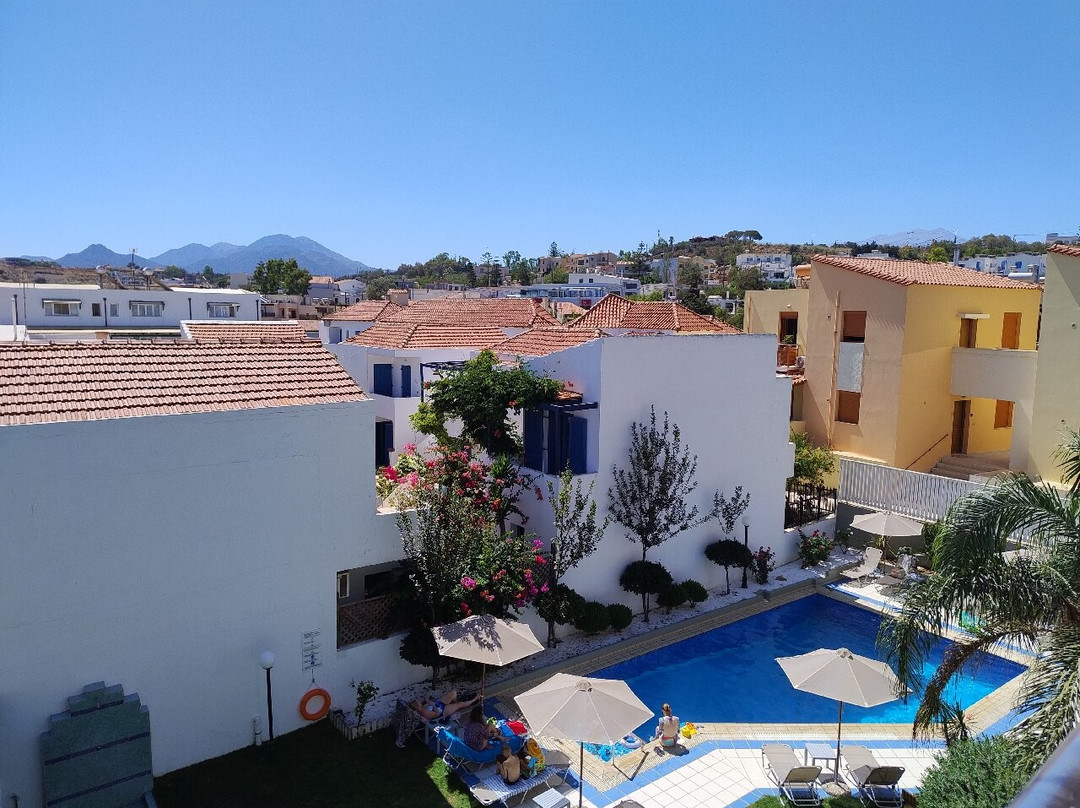 Panormo Beach Hotel主图