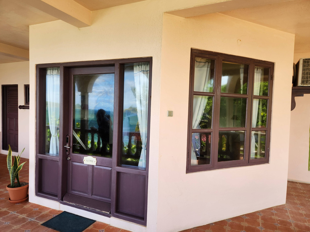 Petite Anse Hotel主图