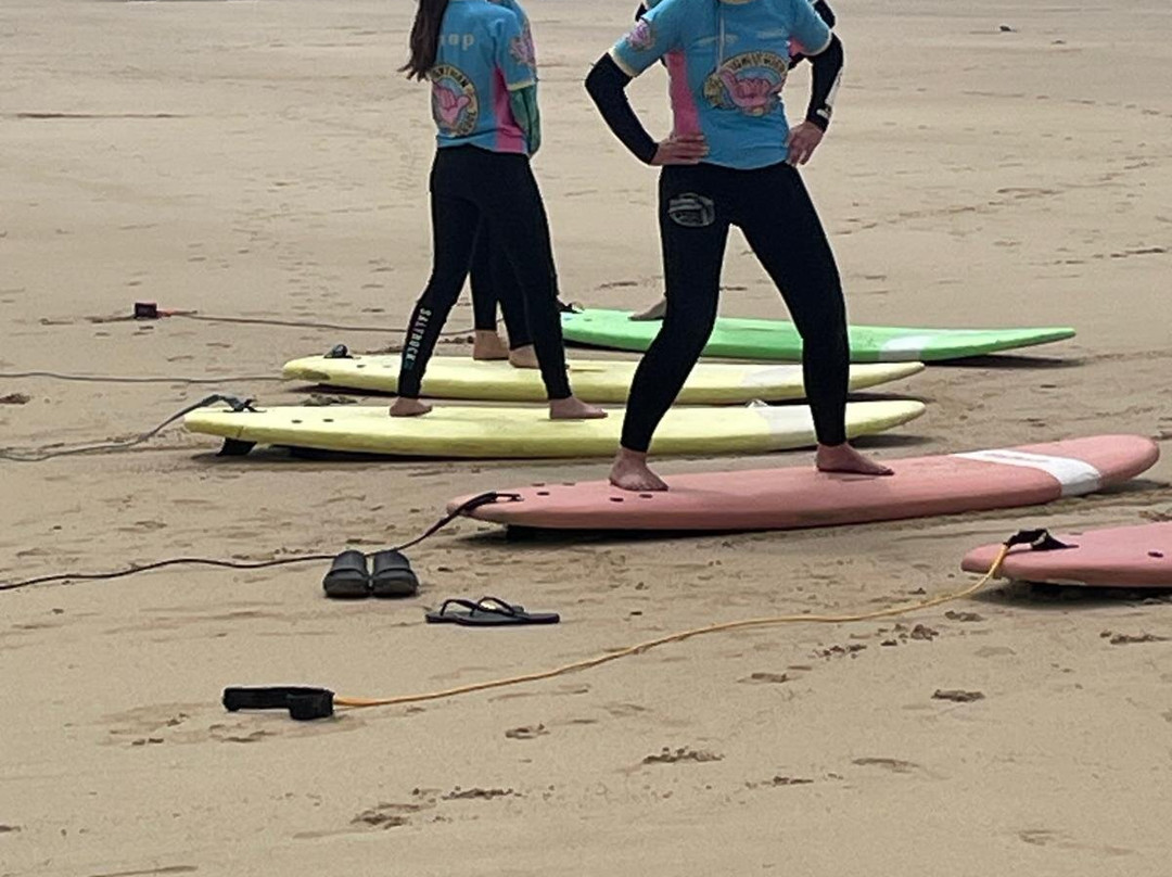 Global Boarders Surf School Gwithian Beach-Hayle必去景点