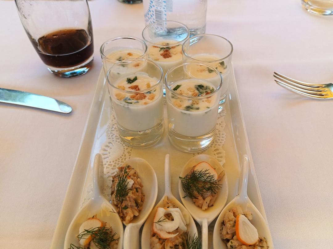 Hotel Restaurant au Cheval Blanc主图
