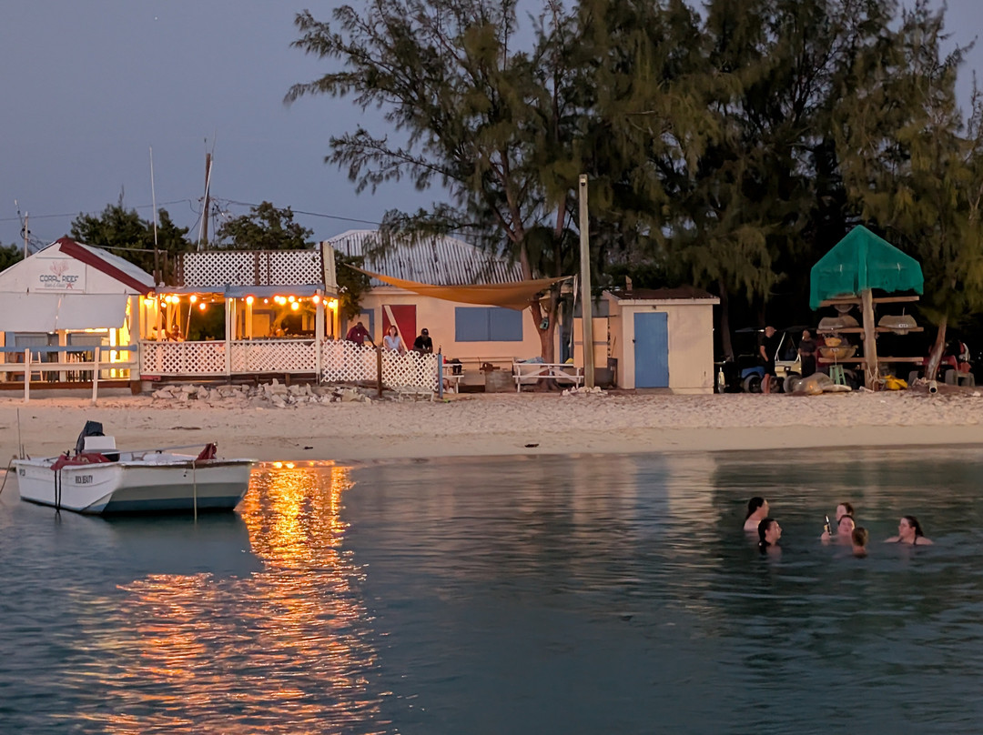 The Shipwreck Survey-圣尤斯泰希厄斯岛必去景点