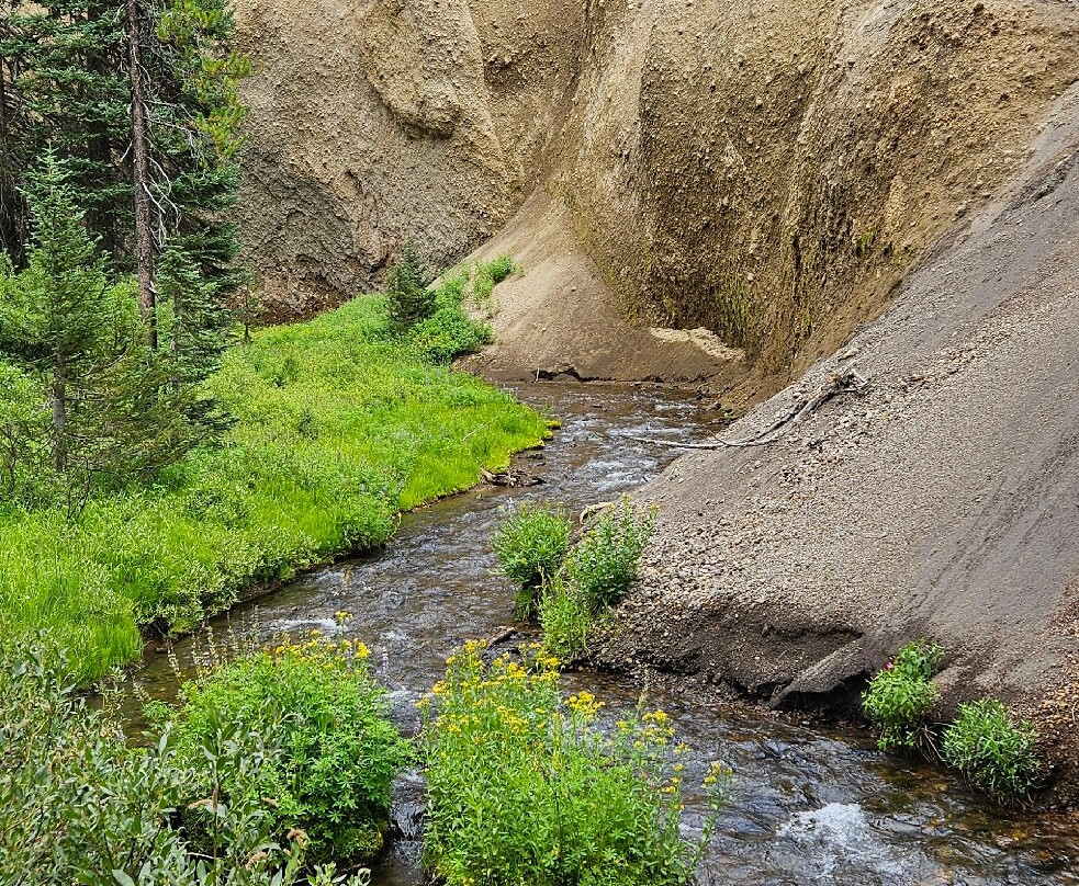 Annie Creek Canyon-火山湖国家公园必去景点