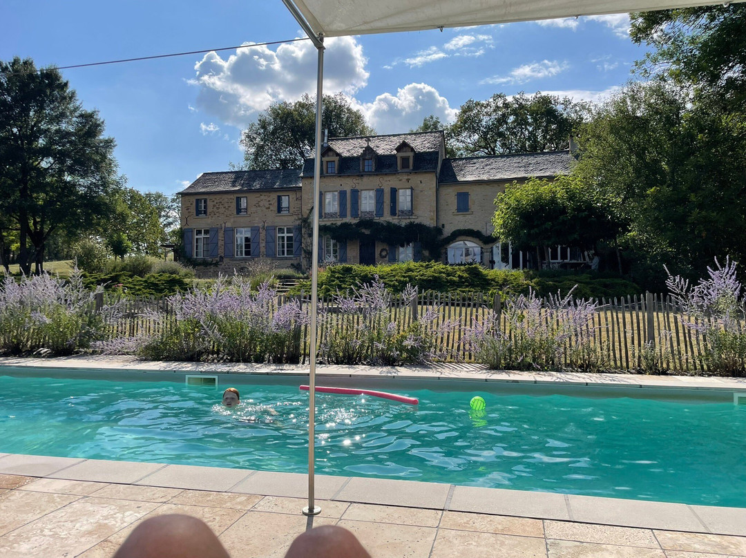 Le Couvent de Neuviale主图