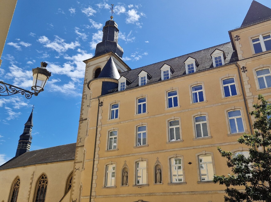 Saint Michel's Church-卢森堡城必去景点