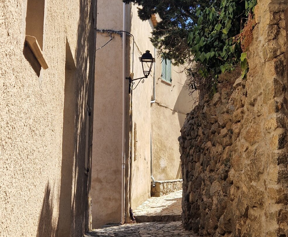 Eglise de l'Annonciation-Sant'Antonino必去景点