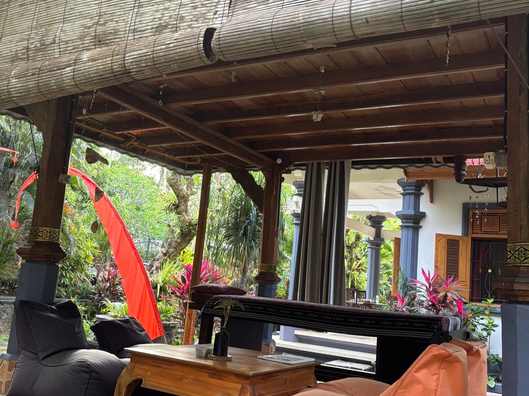 Kubu Kusuma Guest House Lovina主图