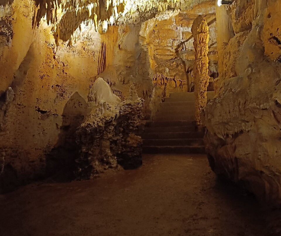 Gouffre de la Fage-Noailles必去景点