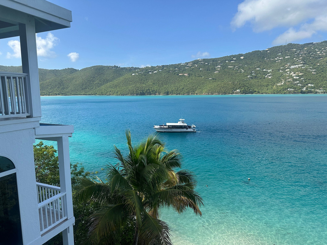 Sabrage Charters-圣 托马斯必去景点