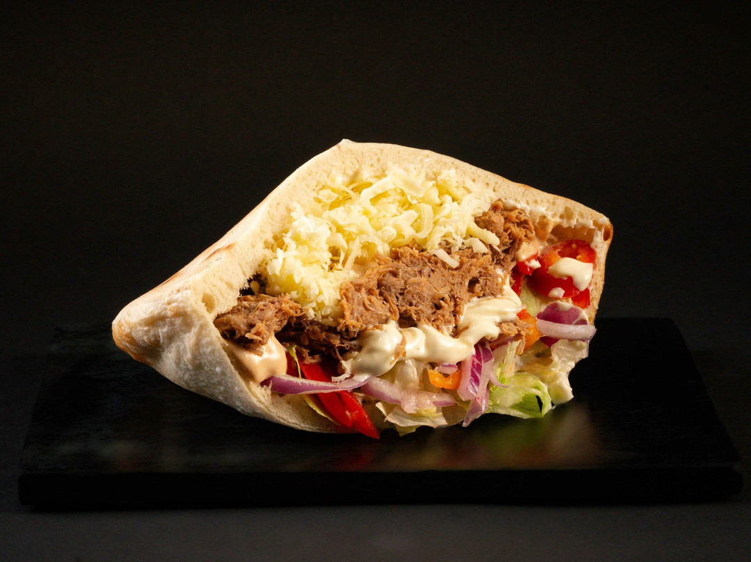 Sandwich La Juma' De Kil - Mihai Bravu