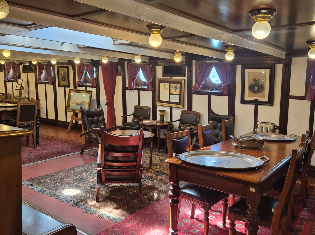 Floating Naval Museum Battleship Averof-帕里欧弗里欧必去景点